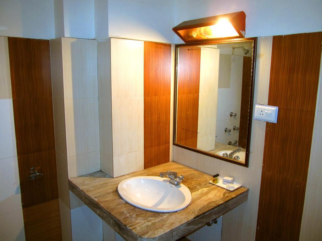Hotel Alpine Crest Gangtok Esterno foto