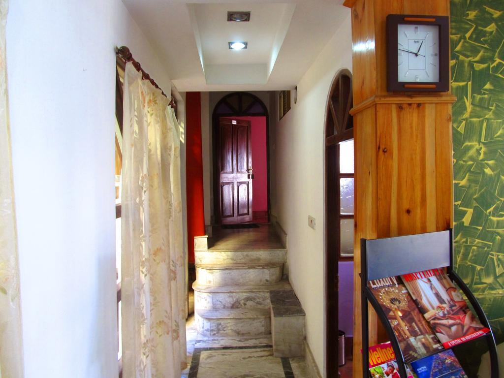 Hotel Alpine Crest Gangtok Esterno foto