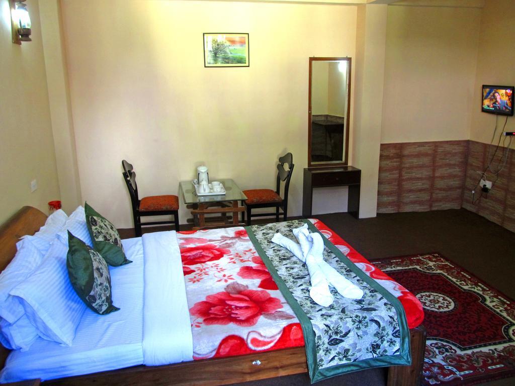 Hotel Alpine Crest Gangtok Esterno foto