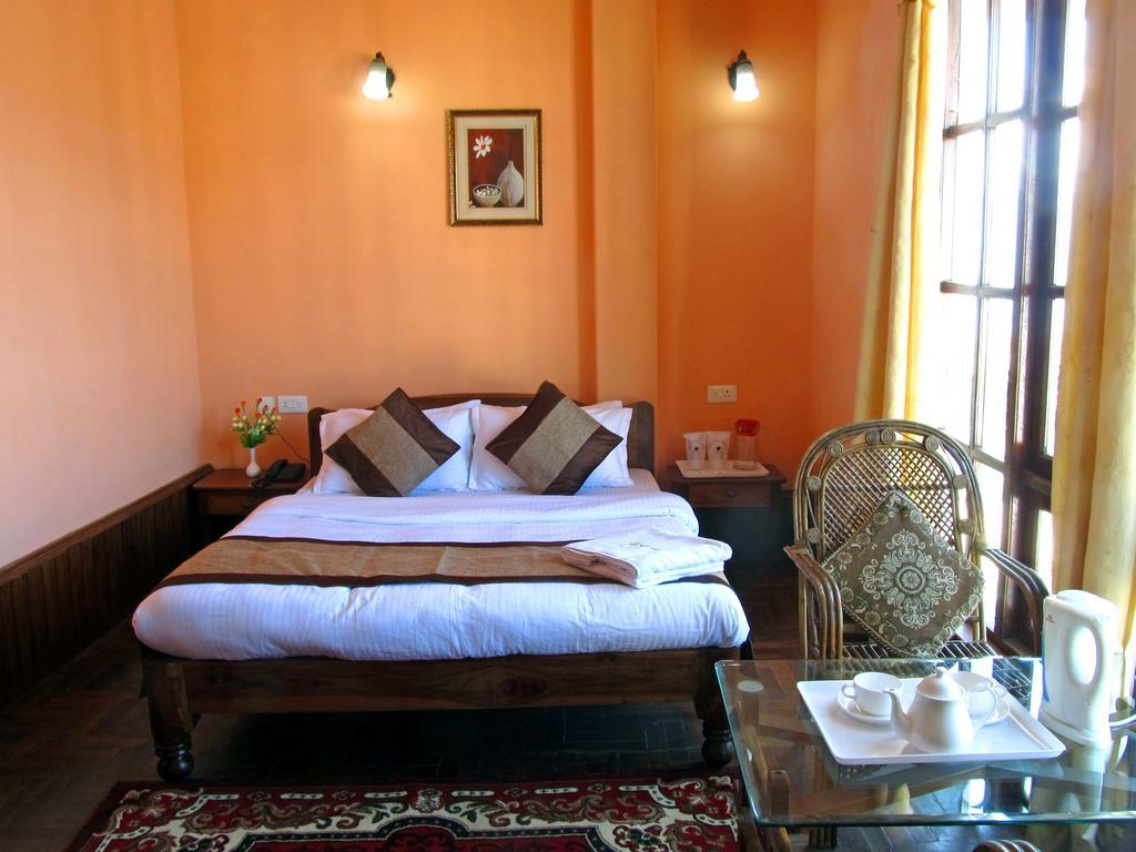 Hotel Alpine Crest Gangtok Esterno foto
